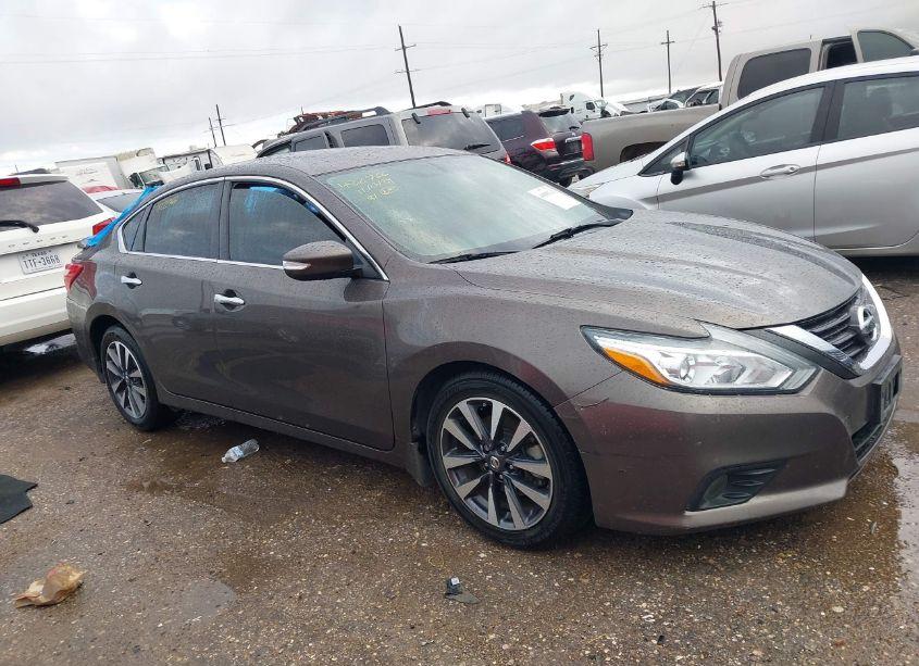 Photo 14 of 2016 Nissan Altima 2.5 SV (VIN 1N4AL3AP7GC181430)