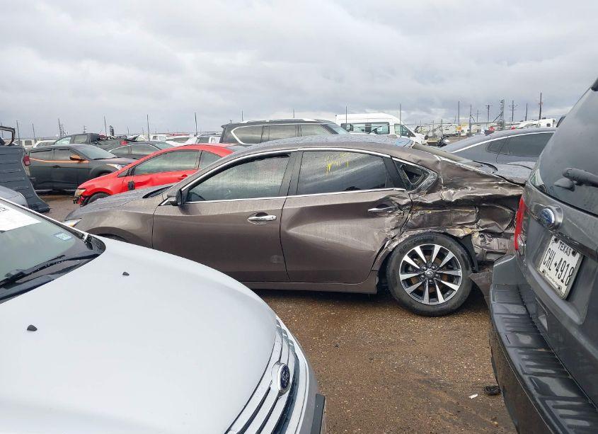 Photo 15 of 2016 Nissan Altima 2.5 SV (VIN 1N4AL3AP7GC181430)