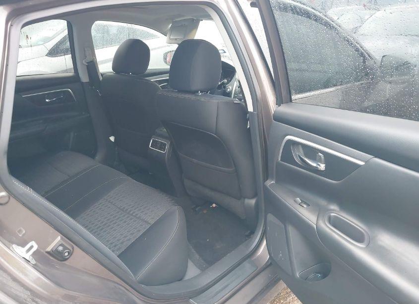 Photo 8 of 2016 Nissan Altima 2.5 SV (VIN 1N4AL3AP7GC181430)
