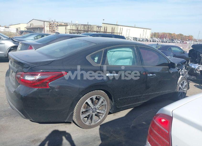 Photo 13 of 2016 Nissan Altima 2.5 SR (VIN 1N4AL3AP7GC183744)