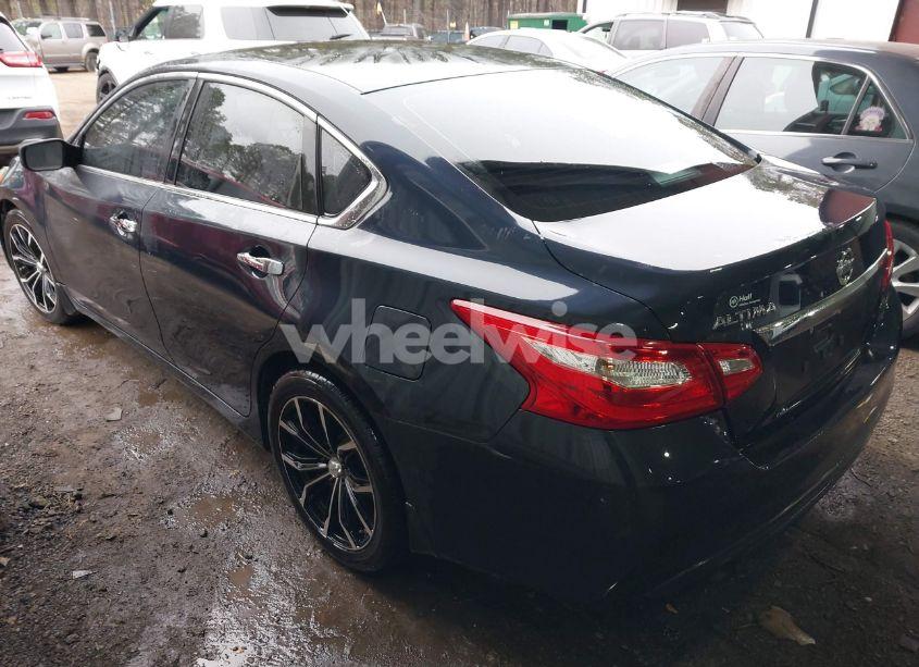 Photo 3 of 2016 Nissan Altima 2.5 S (VIN 1N4AL3AP7GC184537)