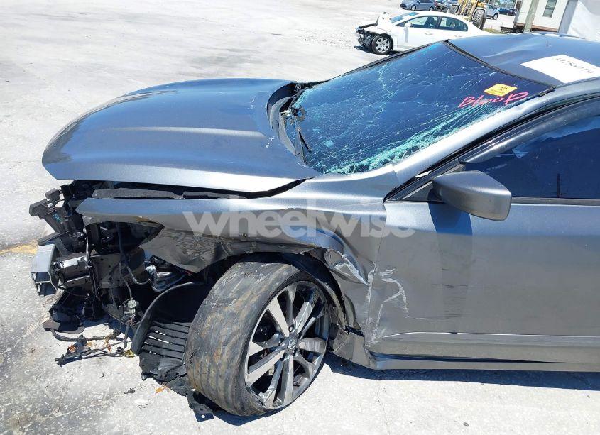 Photo 16 of 2016 Nissan Altima 2.5 SR (VIN 1N4AL3AP7GC189768)