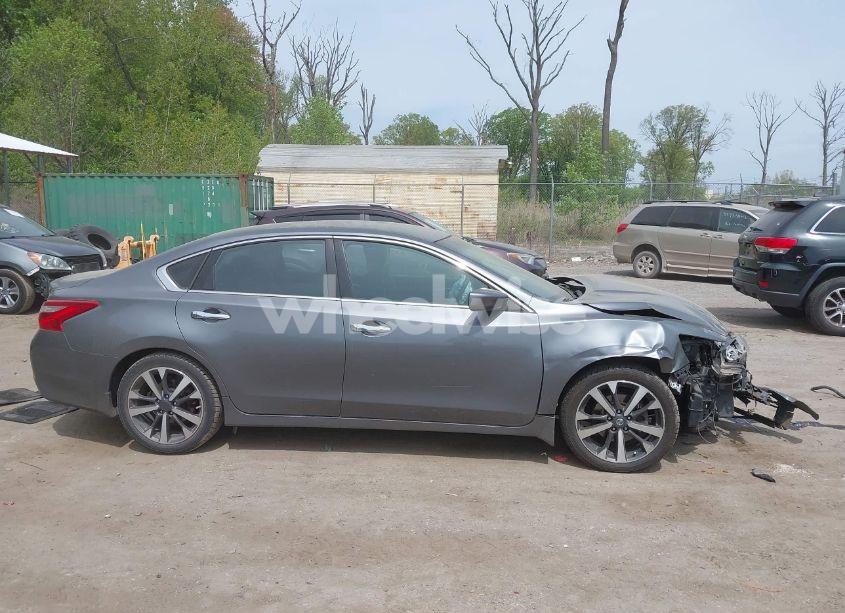 Photo 13 of 2016 Nissan Altima 2.5 SR (VIN 1N4AL3AP7GC191553)