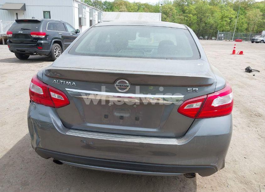 Photo 16 of 2016 Nissan Altima 2.5 SR (VIN 1N4AL3AP7GC191553)