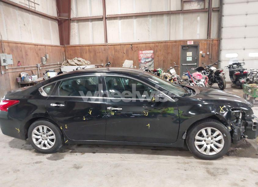 Photo 13 of 2016 Nissan Altima 2.5/2.5 S/2.5 SL/2.5 SR/2.5 SV (VIN 1N4AL3AP7GC193660)