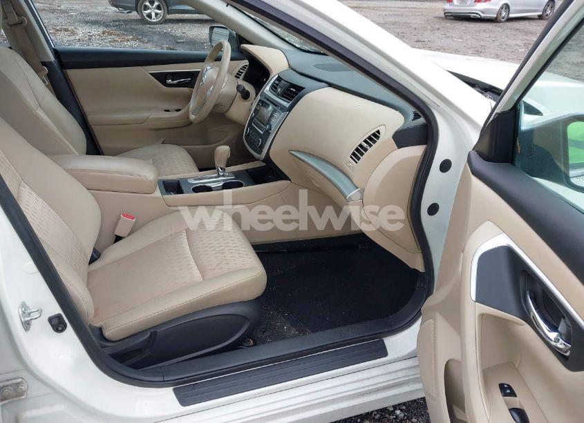 Photo 5 of 2016 Nissan Altima 2.5 S (VIN 1N4AL3AP7GC205080)