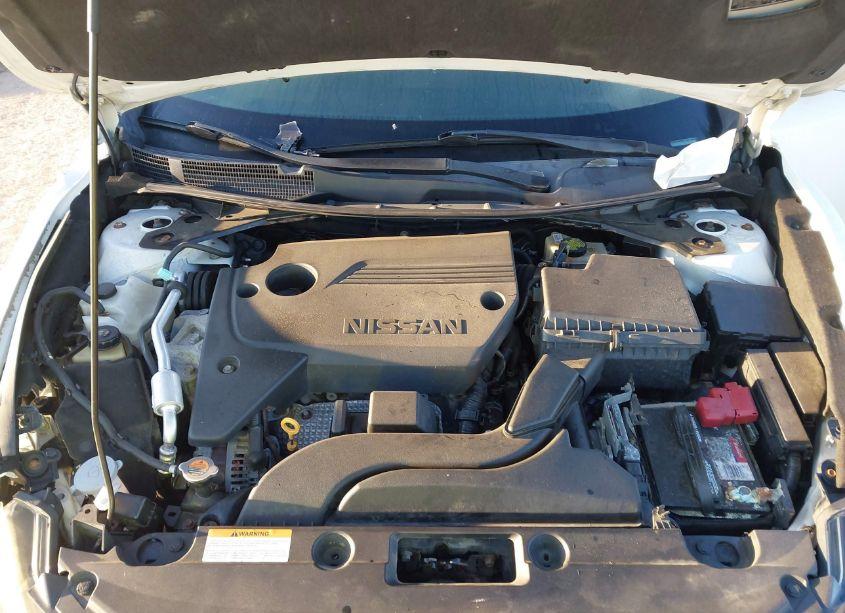 Photo 10 of 2016 Nissan Altima 2.5 SR (VIN 1N4AL3AP7GC205614)