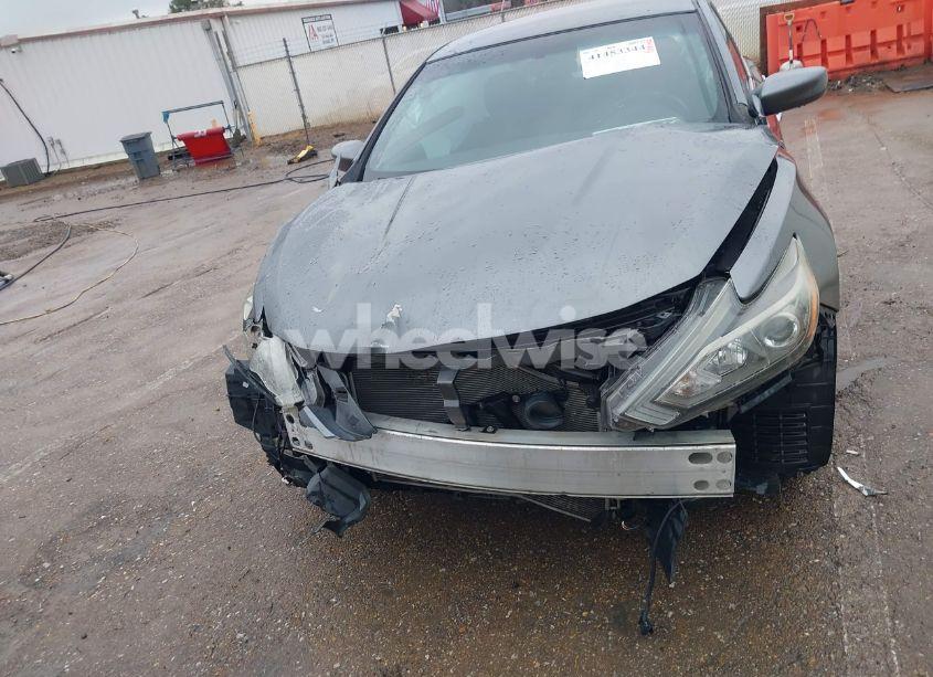 Photo 6 of 2016 Nissan Altima 2.5 SR (VIN 1N4AL3AP7GC207069)