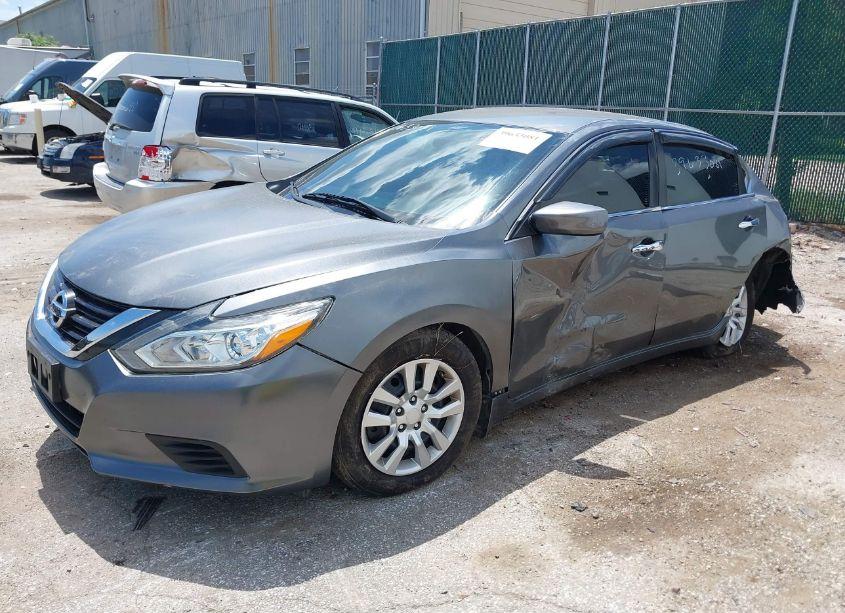 Photo 2 of 2016 Nissan Altima 2.5 S (VIN 1N4AL3AP7GC207105)