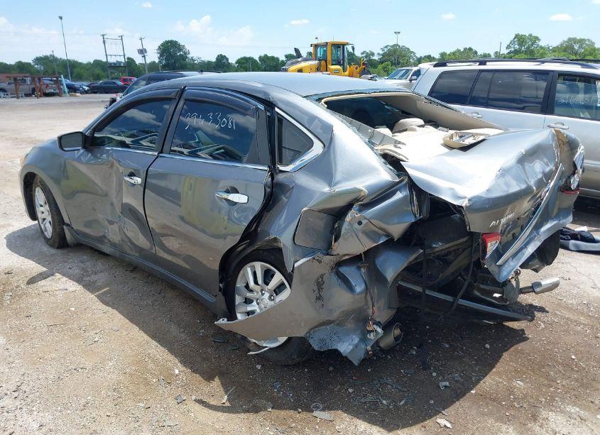 Photo 3 of 2016 Nissan Altima 2.5 S (VIN 1N4AL3AP7GC207105)