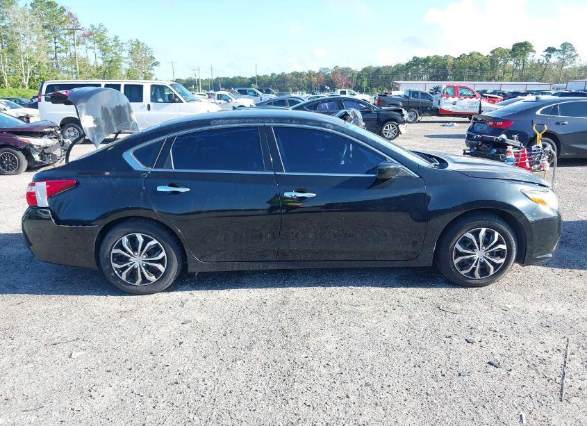 Photo 13 of 2016 Nissan Altima 2.5 SL/2.5 SR/2.5 SV/2.5/2.5 S (VIN 1N4AL3AP7GC218475)