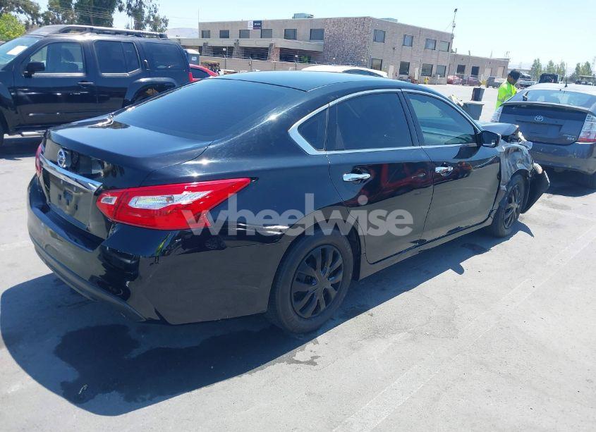 Photo 4 of 2016 Nissan Altima 2.5/2.5 S/2.5 SL/2.5 SR/2.5 SV (VIN 1N4AL3AP7GC222025)