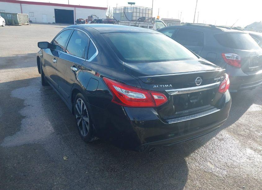 Photo 3 of 2016 Nissan Altima 2.5 SR (VIN 1N4AL3AP7GC224955)