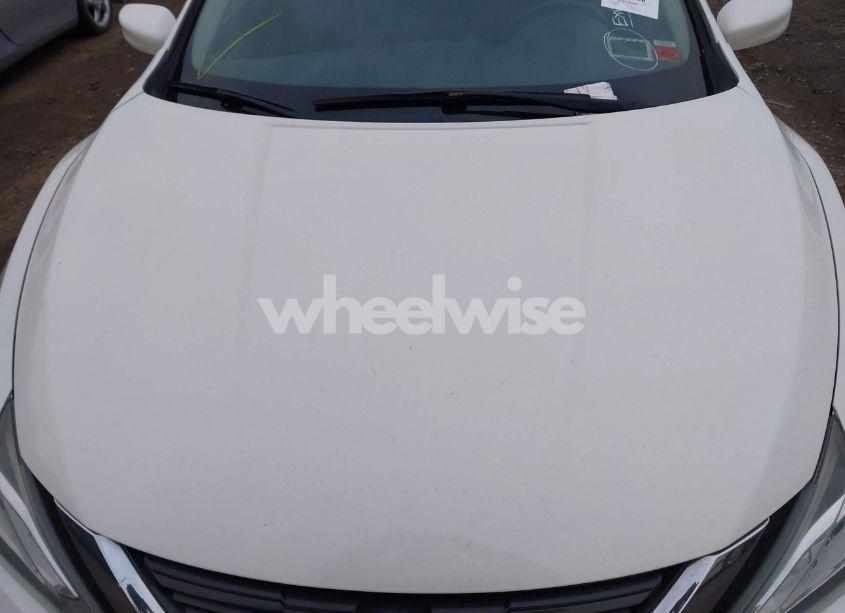 Photo 10 of 2016 Nissan Altima 2.5/2.5 S/2.5 SL/2.5 SR/2.5 SV (VIN 1N4AL3AP7GC236216)