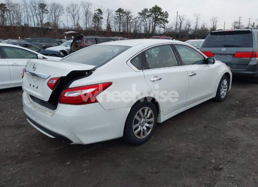 Photo 4 of 2016 Nissan Altima 2.5/2.5 S/2.5 SL/2.5 SR/2.5 SV (VIN 1N4AL3AP7GC236216)