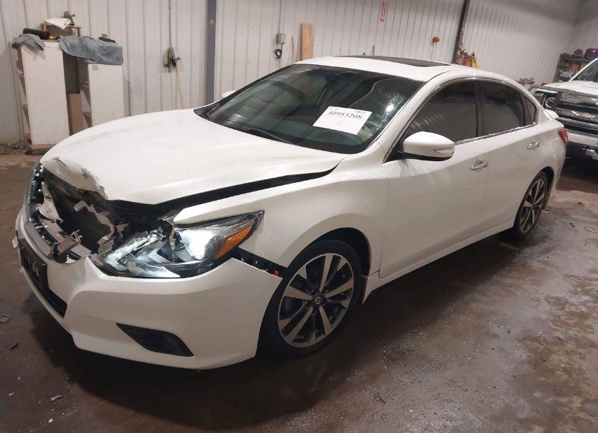 Photo 2 of 2016 Nissan Altima 2.5 SL (VIN 1N4AL3AP7GC238306)