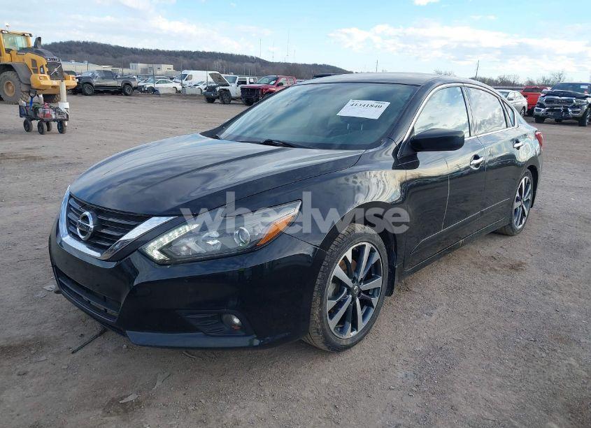 Photo 2 of 2016 Nissan Altima 2.5 SR (VIN 1N4AL3AP7GC241206)