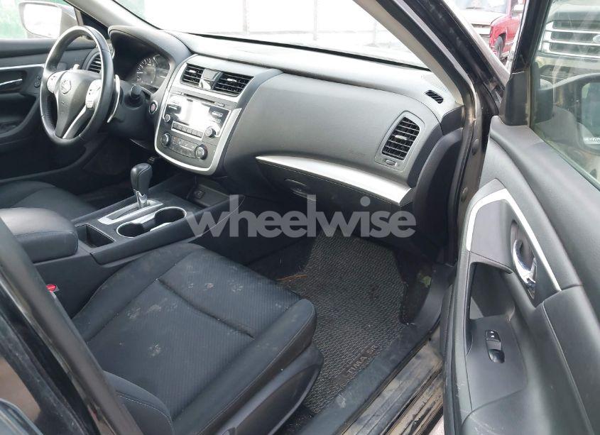 Photo 5 of 2016 Nissan Altima 2.5 SR (VIN 1N4AL3AP7GC241206)