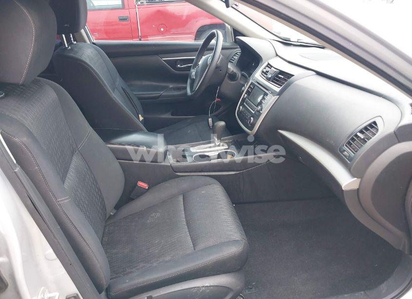 Photo 5 of 2016 Nissan Altima 2.5/2.5 S/2.5 SL/2.5 SR/2.5 SV (VIN 1N4AL3AP7GC245630)