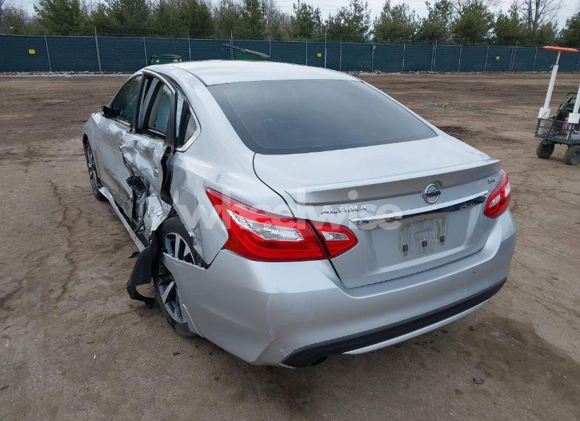 Photo 3 of 2016 Nissan Altima 2.5 SR (VIN 1N4AL3AP7GC248723)