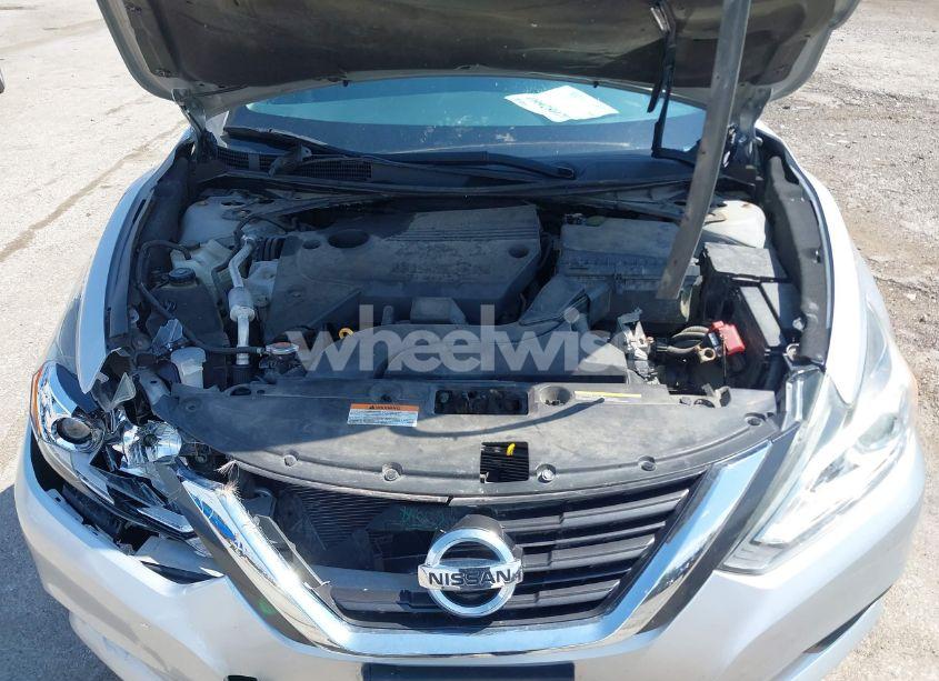 Photo 10 of 2016 Nissan Altima 2.5/2.5 S/2.5 SL/2.5 SR/2.5 SV (VIN 1N4AL3AP7GC249774)