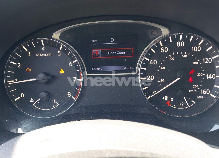 Photo 7 of 2016 Nissan Altima 2.5/2.5 S/2.5 SL/2.5 SR/2.5 SV (VIN 1N4AL3AP7GC249774)