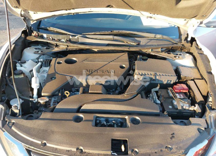 Photo 10 of 2016 Nissan Altima 2.5/2.5 S/2.5 SL/2.5 SR/2.5 SV (VIN 1N4AL3AP7GC250729)