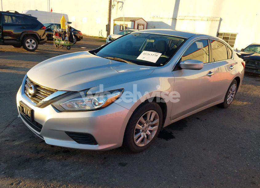 Photo 2 of 2016 Nissan Altima 2.5/2.5 S/2.5 SL/2.5 SR/2.5 SV (VIN 1N4AL3AP7GC250729)