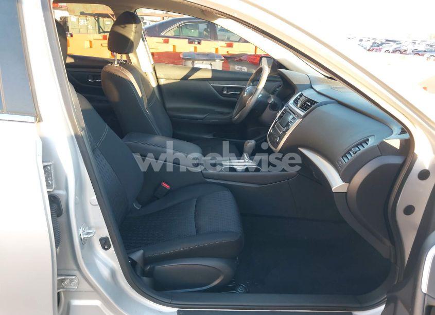 Photo 5 of 2016 Nissan Altima 2.5/2.5 S/2.5 SL/2.5 SR/2.5 SV (VIN 1N4AL3AP7GC250729)