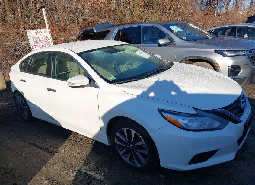 2016 Nissan Altima 2.5 SL (VIN 1N4AL3AP7GC253145) main photo