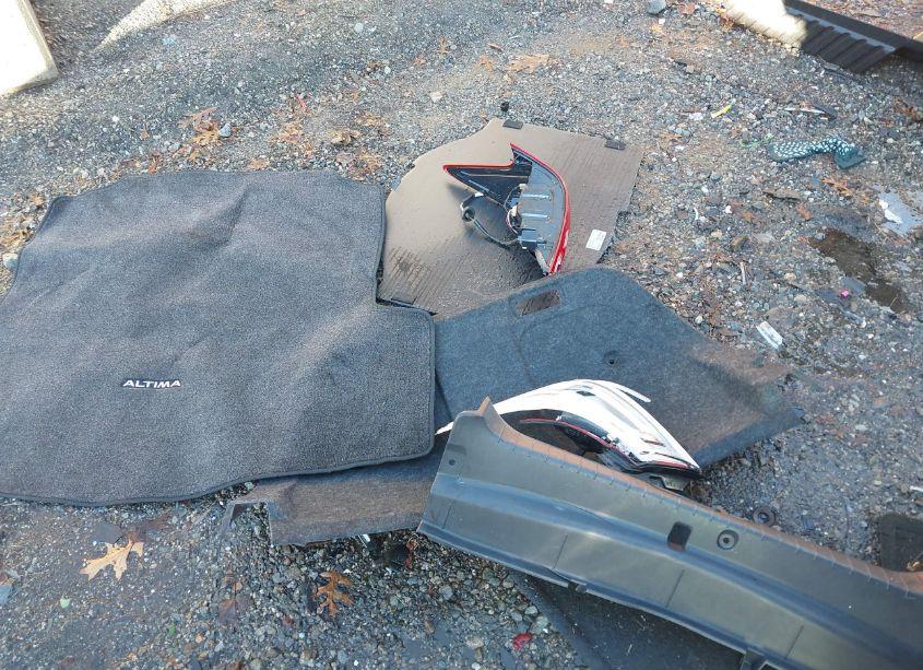 Photo 12 of 2016 Nissan Altima 2.5 SL (VIN 1N4AL3AP7GC253145)