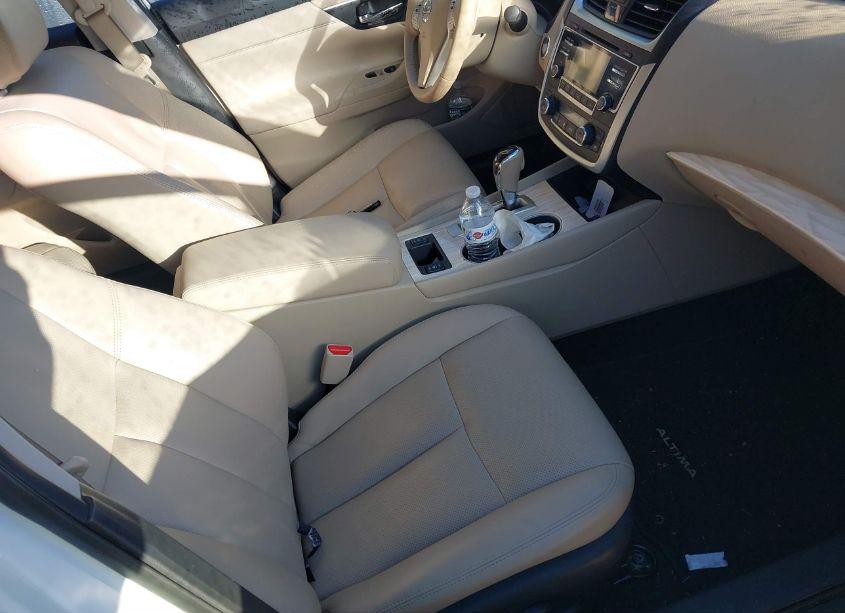 Photo 5 of 2016 Nissan Altima 2.5 SL (VIN 1N4AL3AP7GC253145)
