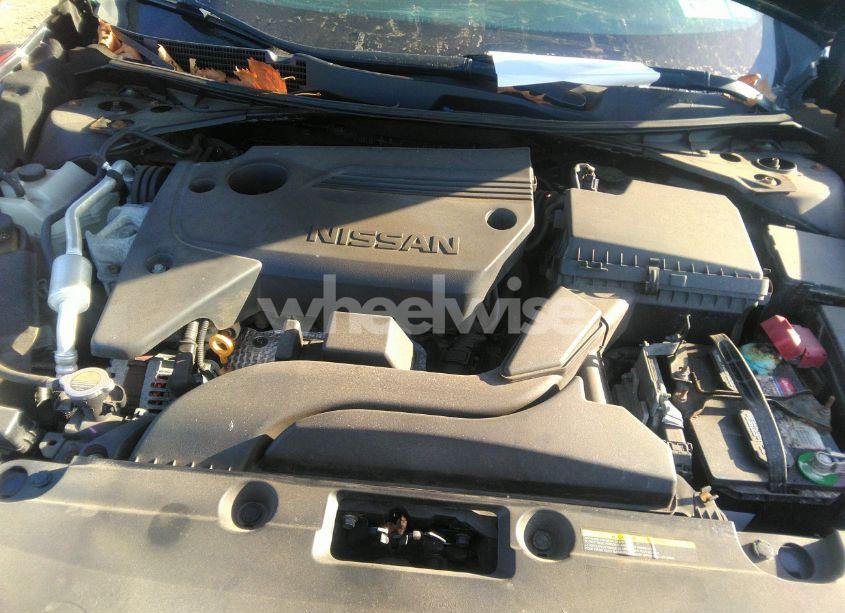 Photo 10 of 2016 Nissan Altima 2.5 SR (VIN 1N4AL3AP7GC264274)