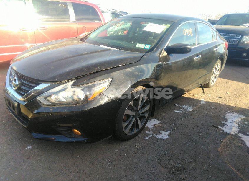 Photo 2 of 2016 Nissan Altima 2.5 SR (VIN 1N4AL3AP7GC264274)