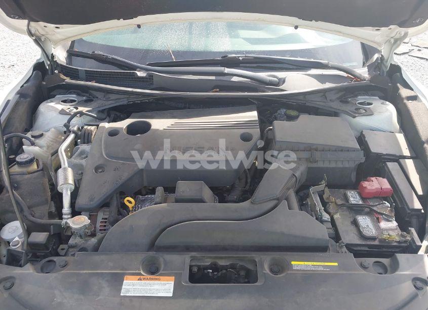 Photo 10 of 2016 Nissan Altima 2.5 SR (VIN 1N4AL3AP7GC282645)