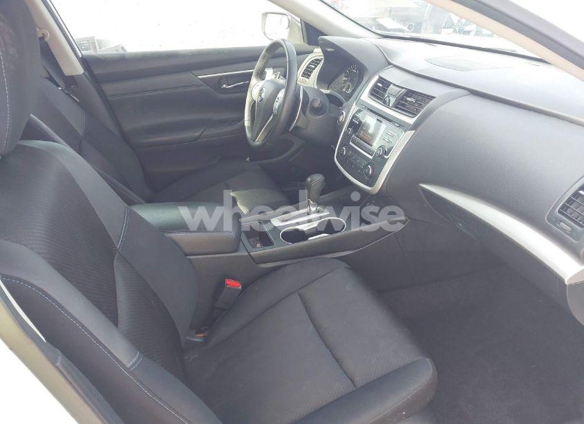 Photo 5 of 2016 Nissan Altima 2.5 SR (VIN 1N4AL3AP7GC282645)