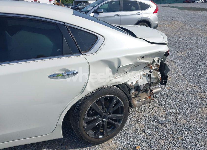 Photo 6 of 2016 Nissan Altima 2.5 SR (VIN 1N4AL3AP7GC282645)