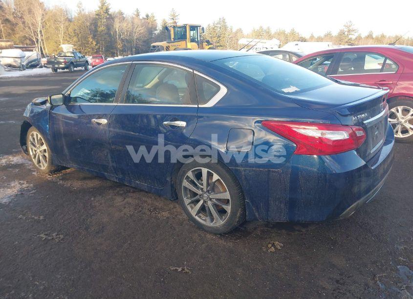 Photo 3 of 2016 Nissan Altima 2.5 SR (VIN 1N4AL3AP7GC283780)