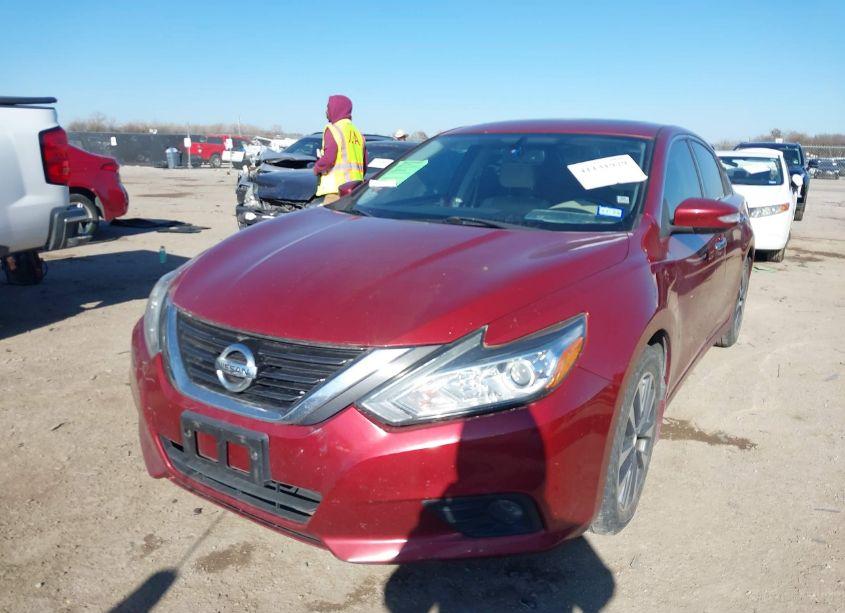 Photo 2 of 2016 Nissan Altima 2.5 SV (VIN 1N4AL3AP7GC292866)