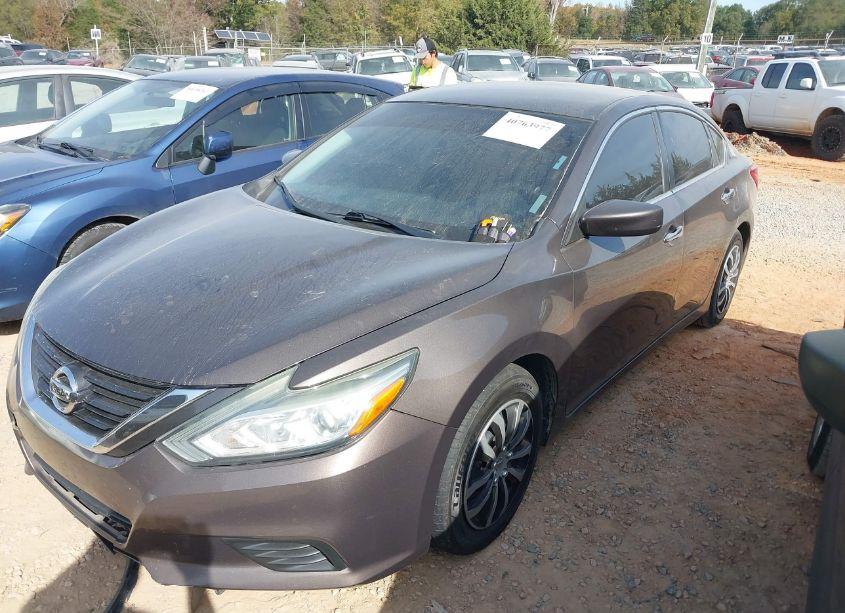 Photo 2 of 2016 Nissan Altima 2.5 S (VIN 1N4AL3AP7GN306916)