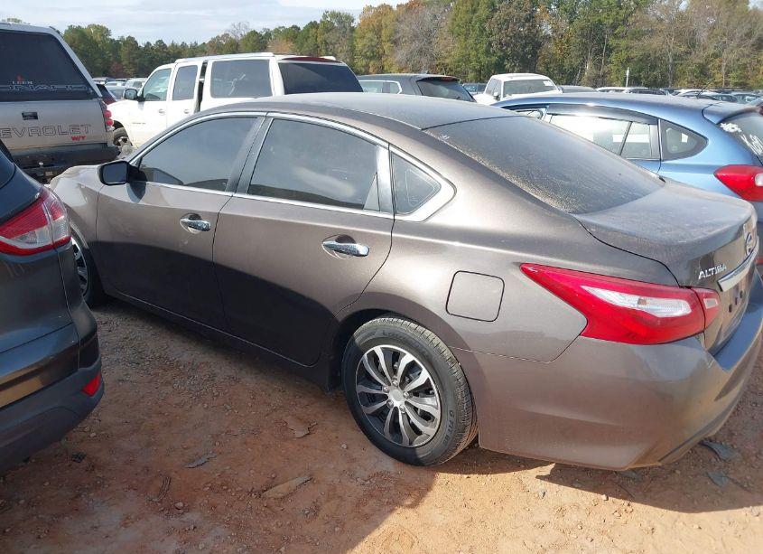 Photo 3 of 2016 Nissan Altima 2.5 S (VIN 1N4AL3AP7GN306916)