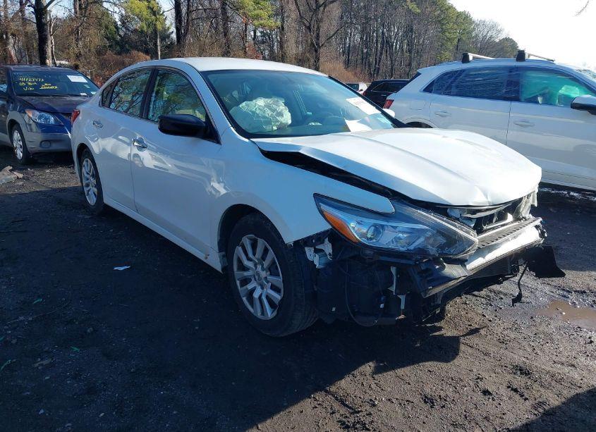 2016 Nissan Altima 2.5/2.5 S/2.5 SL/2.5 SR/2.5 SV (VIN 1N4AL3AP7GN312974) main photo