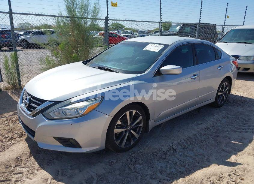 Photo 2 of 2016 Nissan Altima 2.5 SR (VIN 1N4AL3AP7GN321786)