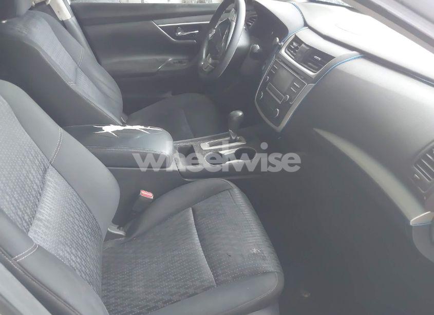 Photo 5 of 2016 Nissan Altima 2.5/2.5 S/2.5 SL/2.5 SR/2.5 SV (VIN 1N4AL3AP7GN328902)