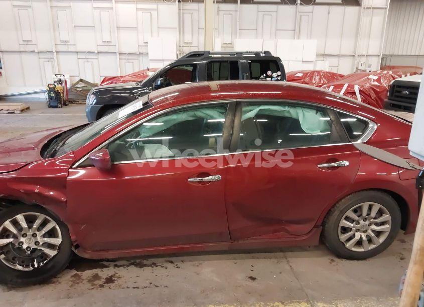 Photo 14 of 2016 Nissan Altima 2.5/2.5 S/2.5 SL/2.5 SR/2.5 SV (VIN 1N4AL3AP7GN342962)