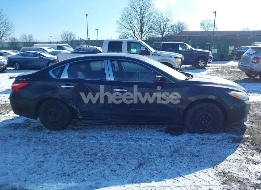 Photo 12 of 2016 Nissan Altima 2.5/2.5 S/2.5 SL/2.5 SR/2.5 SV (VIN 1N4AL3AP7GN360698)