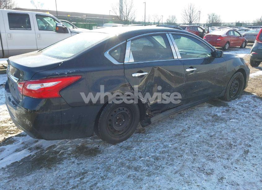 Photo 4 of 2016 Nissan Altima 2.5/2.5 S/2.5 SL/2.5 SR/2.5 SV (VIN 1N4AL3AP7GN360698)