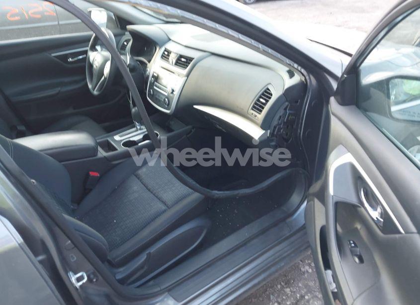 Photo 5 of 2016 Nissan Altima 2.5 S (VIN 1N4AL3AP7GN390588)