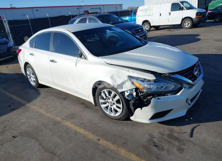 2016 Nissan Altima 2.5 S (VIN 1N4AL3AP7GN392910) main photo