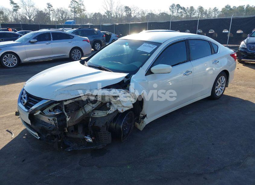 Photo 2 of 2016 Nissan Altima 2.5 S (VIN 1N4AL3AP7GN392910)